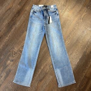 Judy Blue High Waisted Straight Jeans Size 3/26